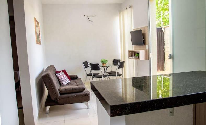 Apartamento Novo E Completo No Centro De Palmas C/ Internet Екстериор снимка